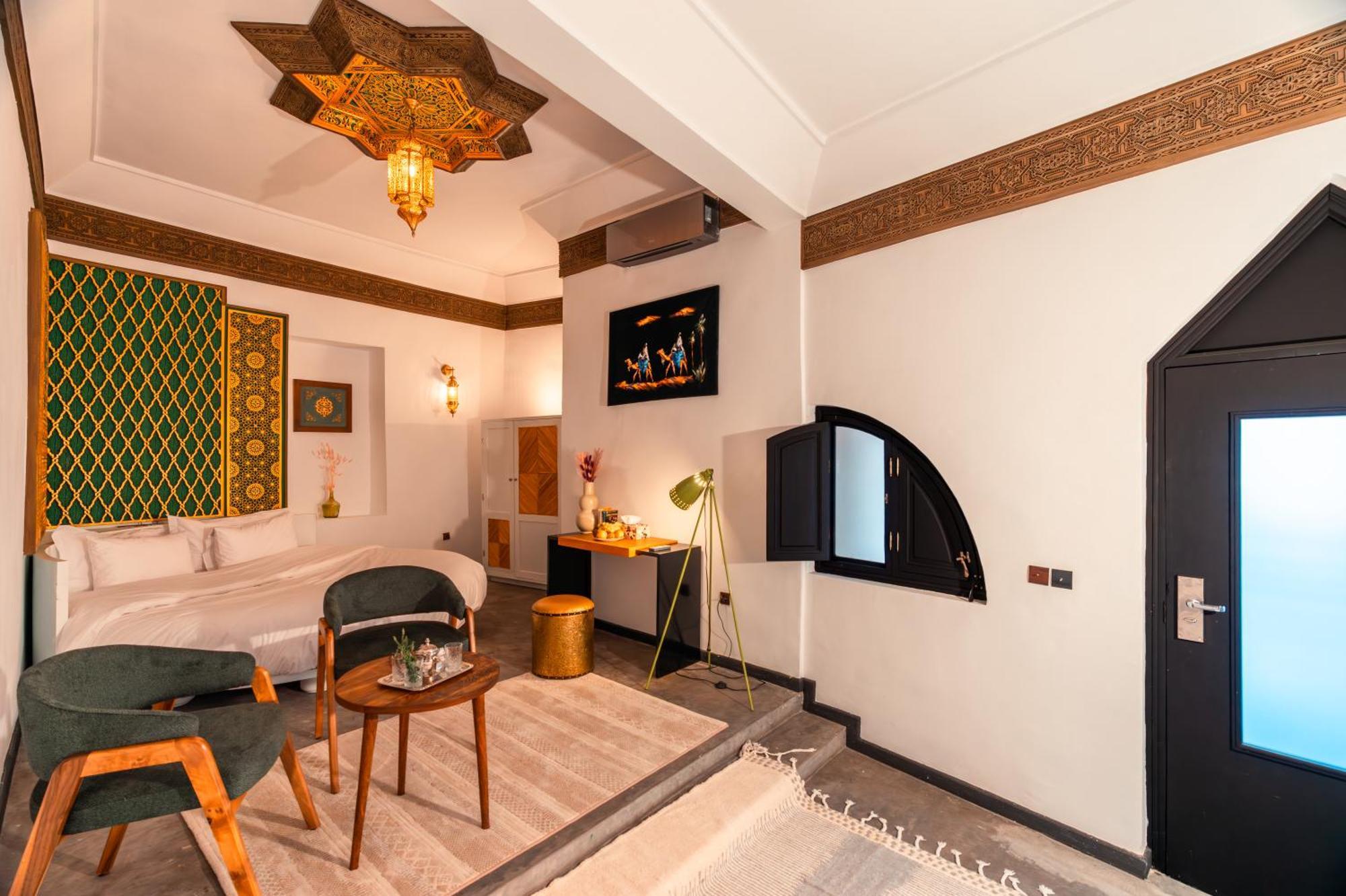 Riad L'Ecole Marrakesh Exterior photo